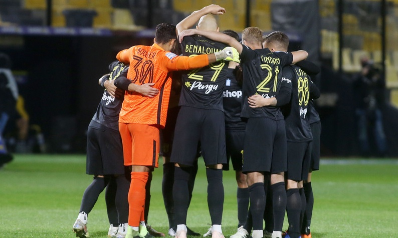 Άρης: Οι πανηγυρισμοί για τη μεγάλη νίκη στο ντέρμπι (video+photos)