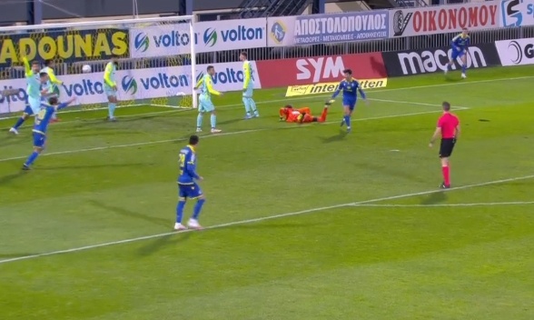 Αστέρας Τρίπολης-Ατρόμητος: To «επεισοδιακό» γκολ του Κρέσπι (video)