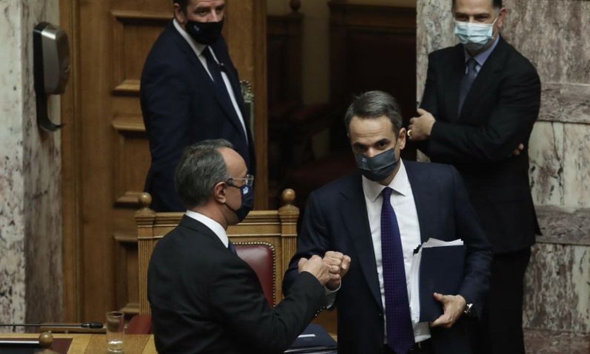 Βουλή: Υπερψηφίστηκε με 158 «Ναι» ο Προϋπολογισμός για το 2021