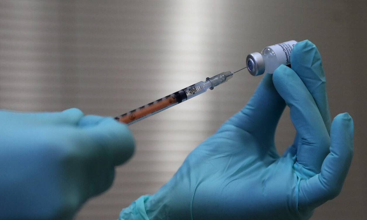 Κορoνοϊός: Πριν τα Χριστούγεννα τα πρώτα εμβόλια στην Ελλάδα