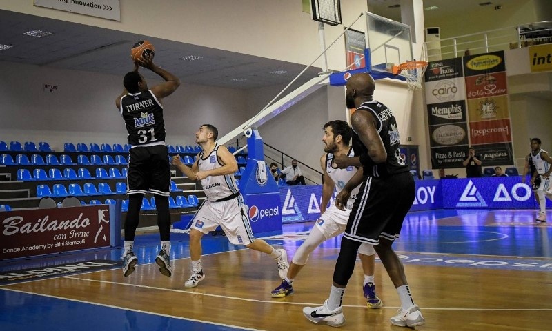 ΠΑΟΚ: Ο Τέρνερ μίλησε για τα μεγάλα σουτ και τον περήφανο πατέρα του!