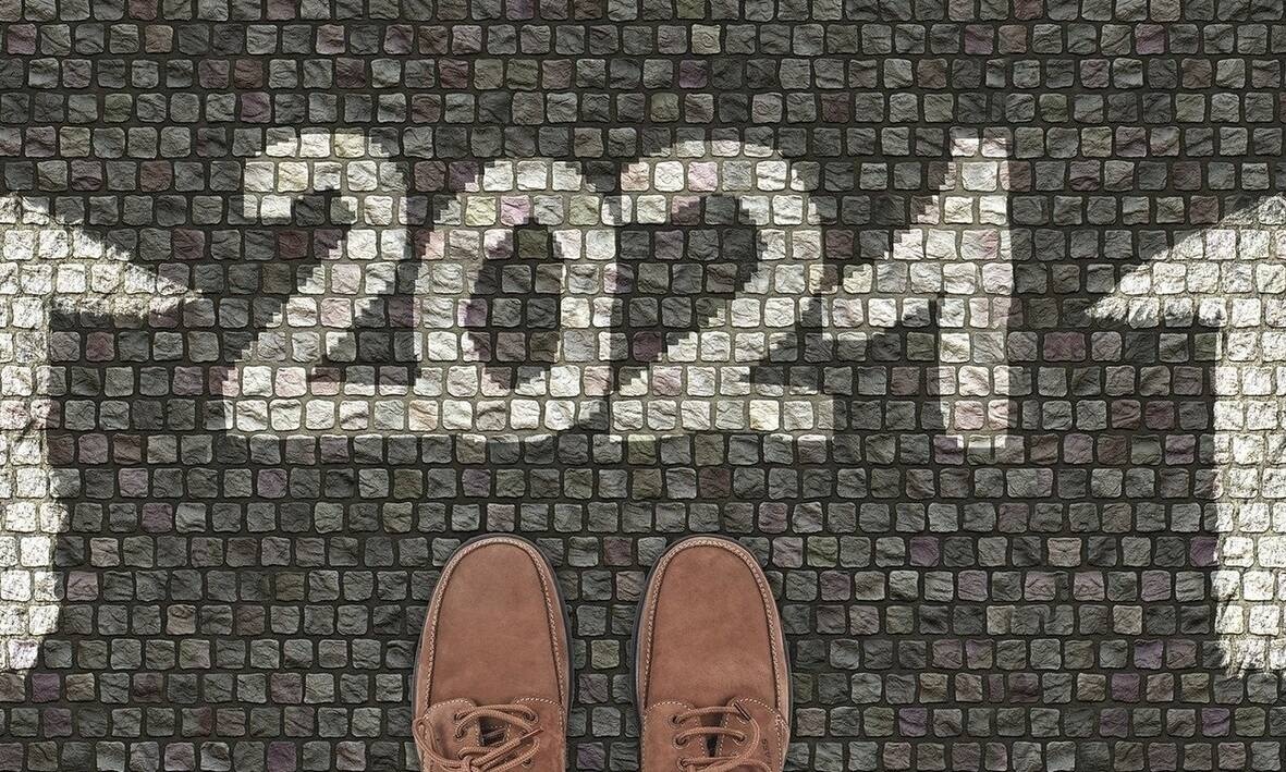 Τι αλλάζει σε μισθούς, συντάξεις και επιδόματα το 2021