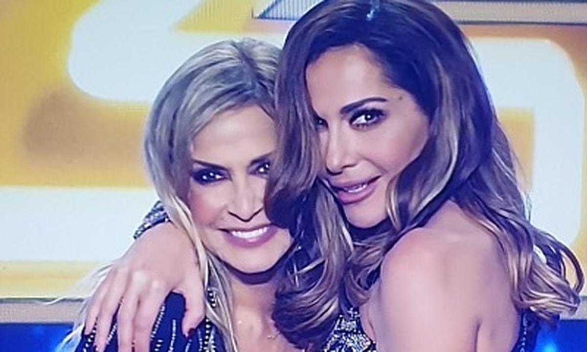 Άννα Βίσση: Το μήνυμα που έστειλε στη Δέσποινα Βανδή μετά την εμφάνισή τους στο «J2US»