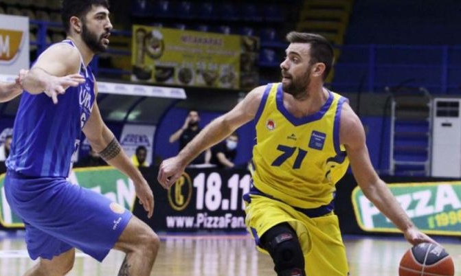 Μάντζαρης: «Να επανέλθουμε στις νίκες και στις καλές εμφανίσεις»