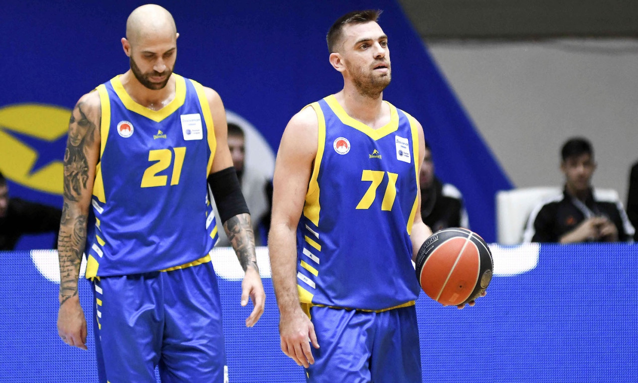 Περιστέρι: Ατομικό πρόγραμμα ο Μάντζαρης