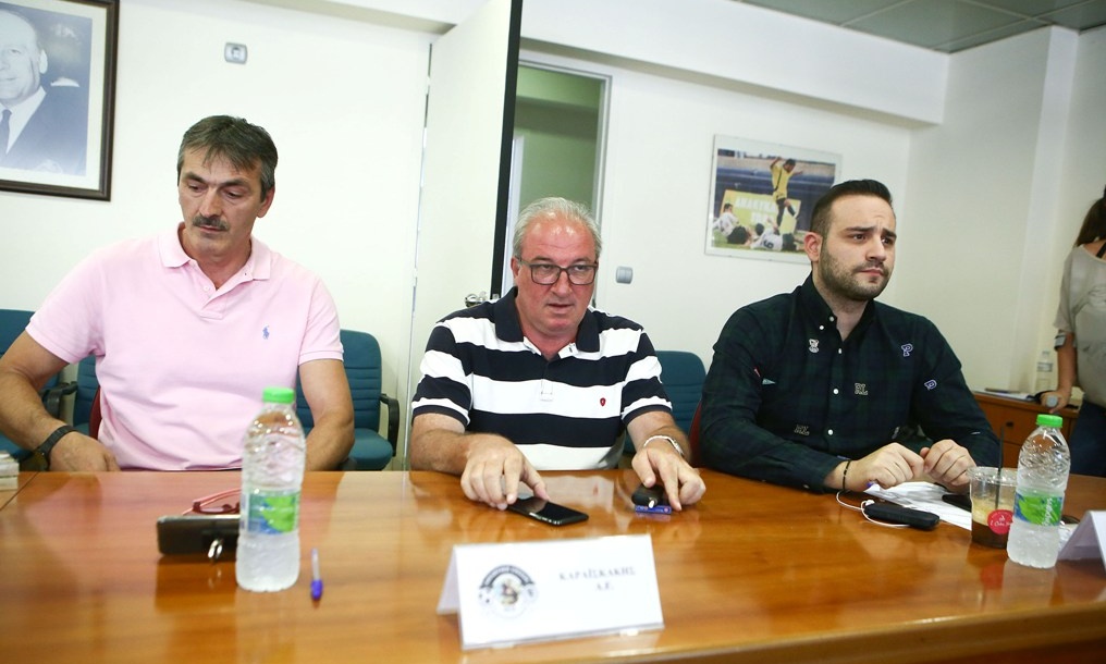 Μπέκας: «Τα παγκόσμια ρεκόρ της Super League 2»