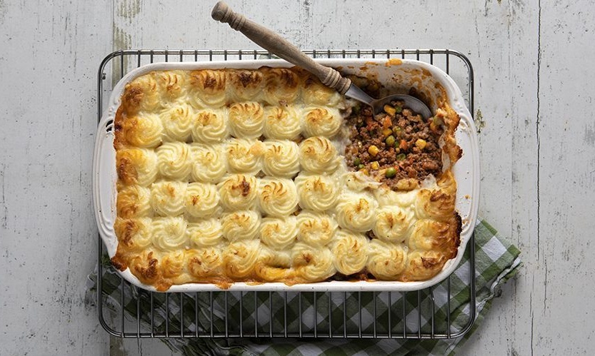 Άκης Πετρετζίκης: Πίτα του βοσκού