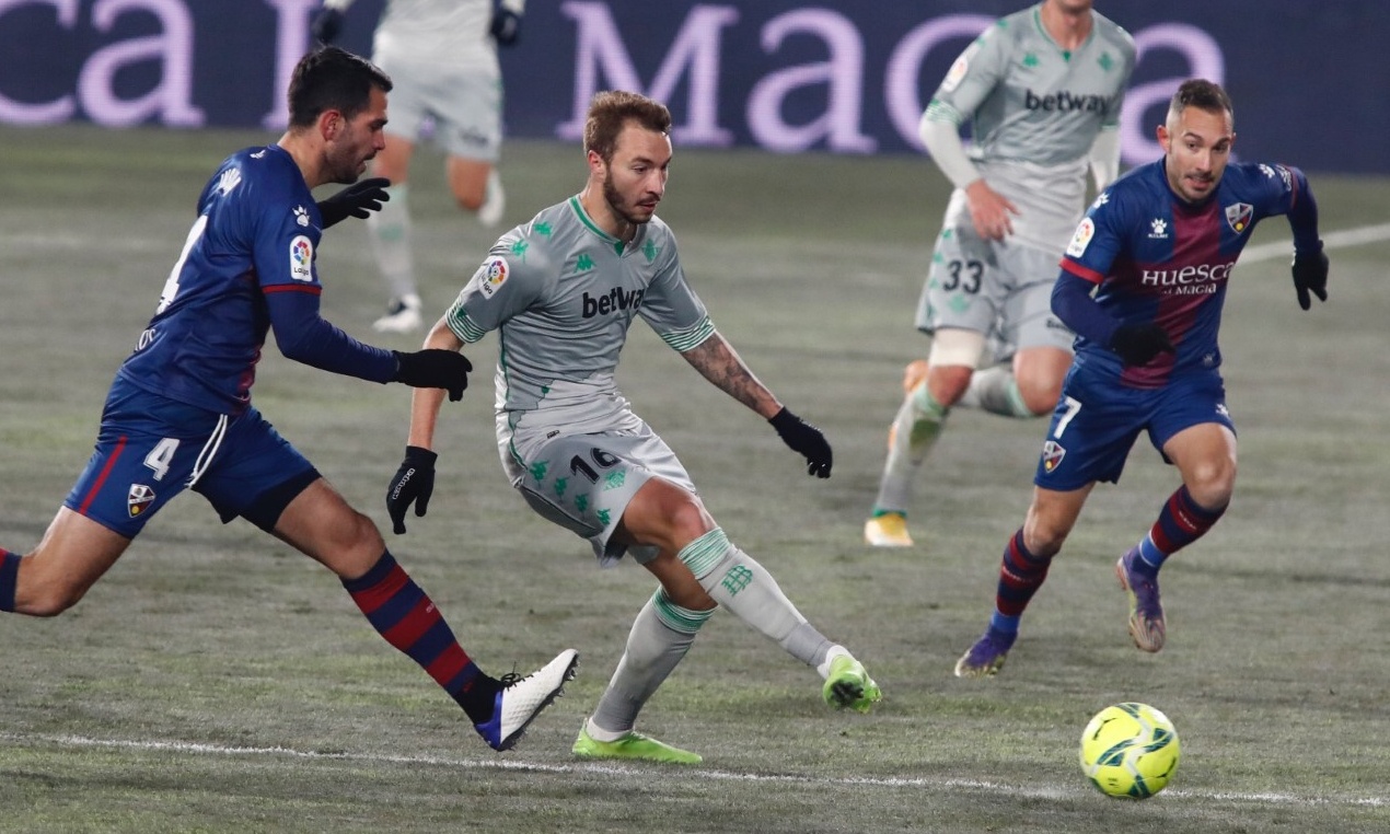 La Liga: Η Μπέτις ανάσανε και βύθισε Σιόβα και Ουέσκα (videos+photos)