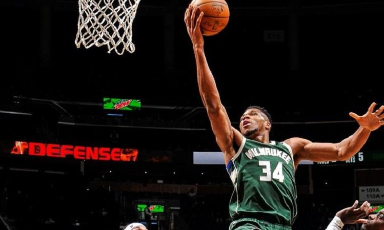 NBA: Νίκη για Μπακς - Θετικός Γιάννης (photos+video)