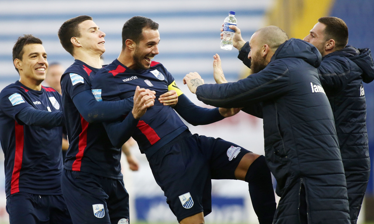 Ατρόμητος-Λαμία: «Κάρφωσε» την πρώην ομάδα του ο Καραμάνος, ισοφάρισε ο Λάζαρος (videos)