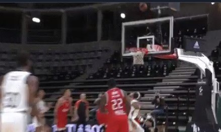 Βιλερμπάν-Ολυμπιακός: Το πιο τυχερό καλάθι της χρονιάς (video)