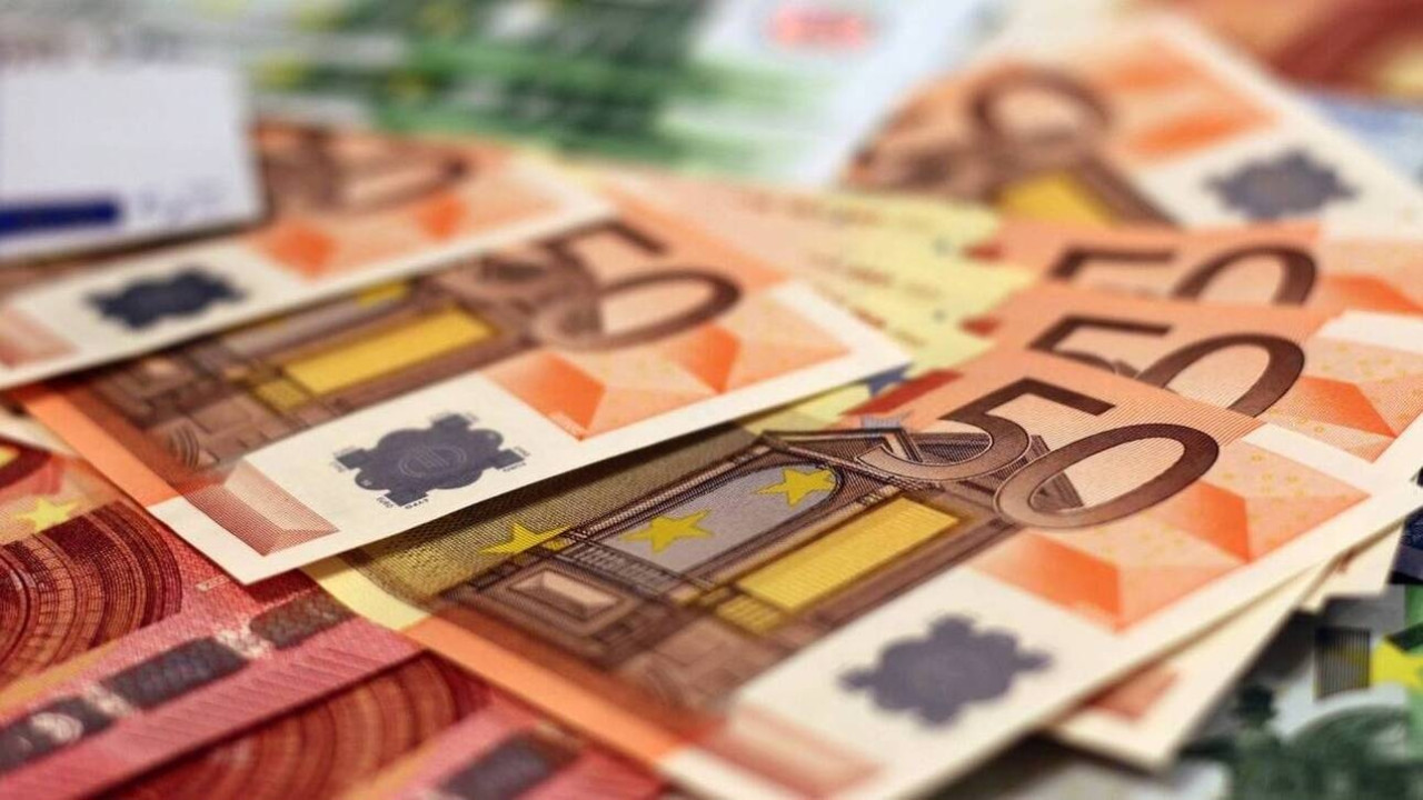 Μπόνους για 350.000 συνταξιούχους και ασφαλισμένους