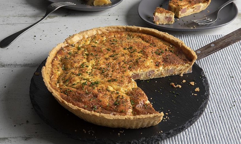 Άκης Πετρετζίκης: Κλασική κις Λορέν