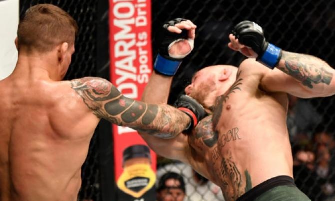 Απίθανος Πουαριέ, έβγαλε εκτός με νοκ άου τον ΜακΓκρέγκορ (video+photos)