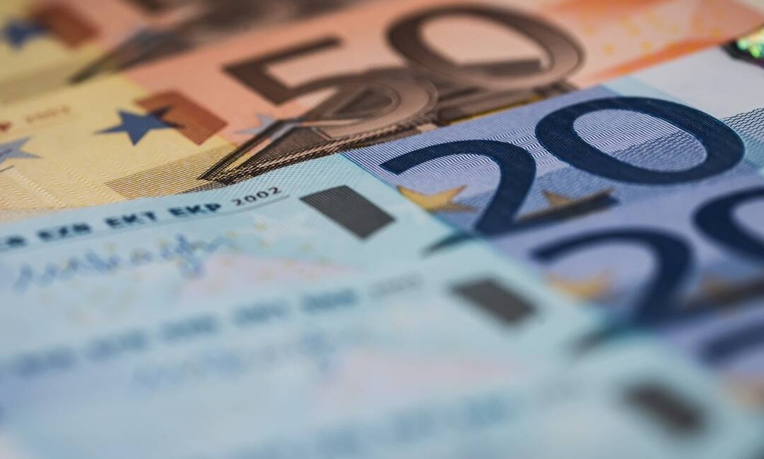 Επιστρεπτέα Προκαταβολή 5: Ποιοι παίρνουν έξτρα ενίσχυση - Αυτά είναι τα ελάχιστα ποσά