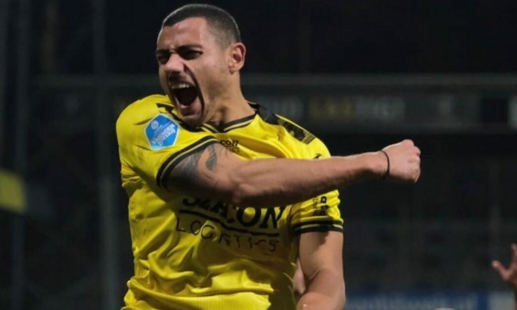 Τεχνικός διευθυντής Φένλο: «Δεν υπάρχει πρόταση που να ενδιαφέρει την ομάδα και τον Γιακουμάκη»