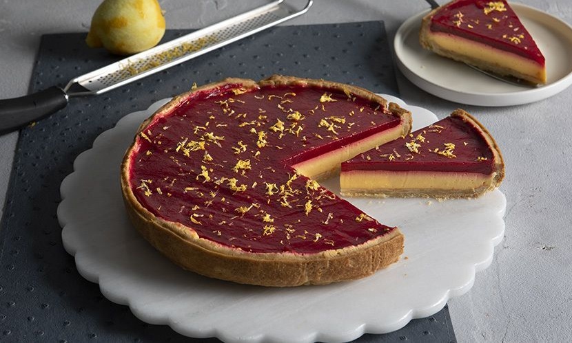Άκης Πετρετζίκης: Τάρτα με λεμόνι και raspberries