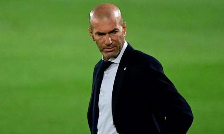 Ρεάλ Μαδρίτης: Ποιος είδε τον Ζιντάν και δεν τον φοβήθηκε (photos)