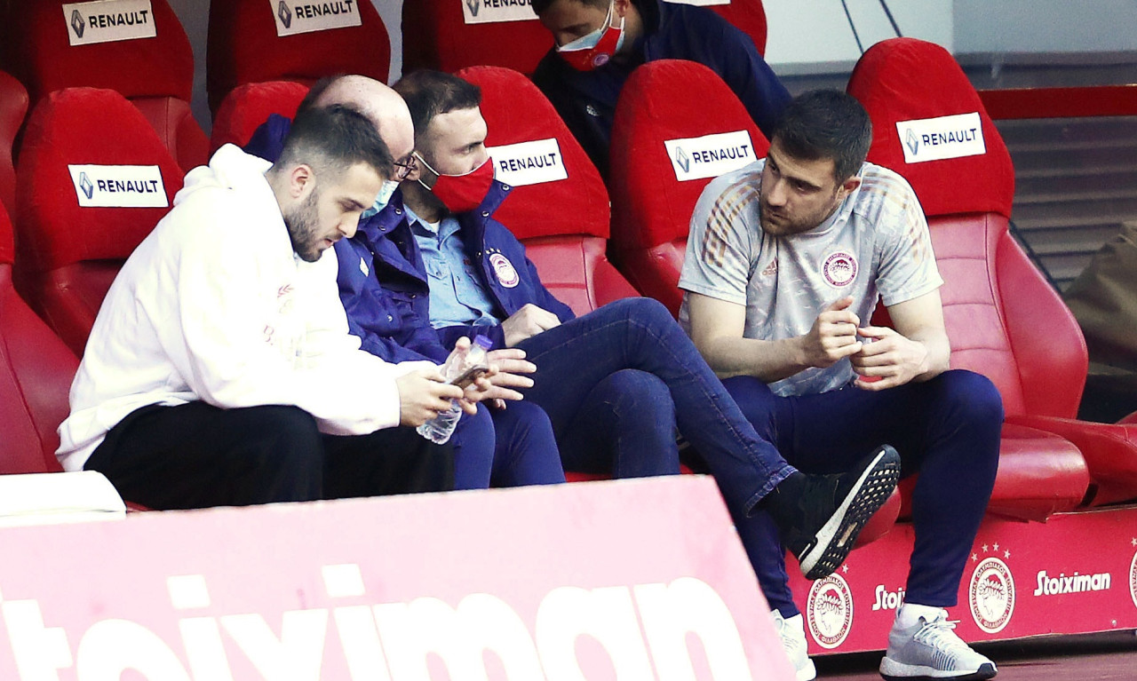 Ολυμπιακός-ΟΦΗ: Η ενδεκάδα του Μαρτίνς - Στον πάγκο Σωκράτης, Λαλά και Φορτούνης (photo)