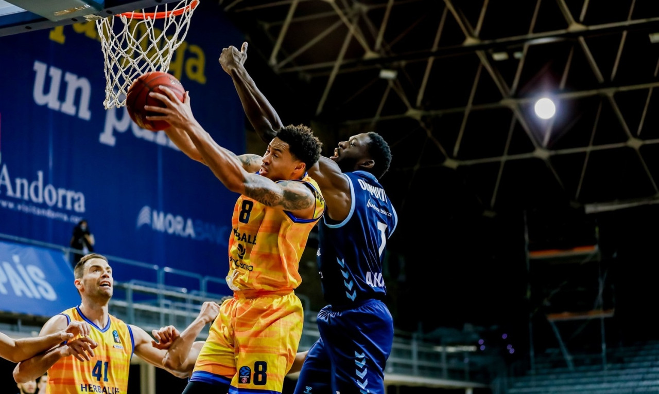 Γκραν Κανάρια: Καθυστερούν οι πληρωμές!