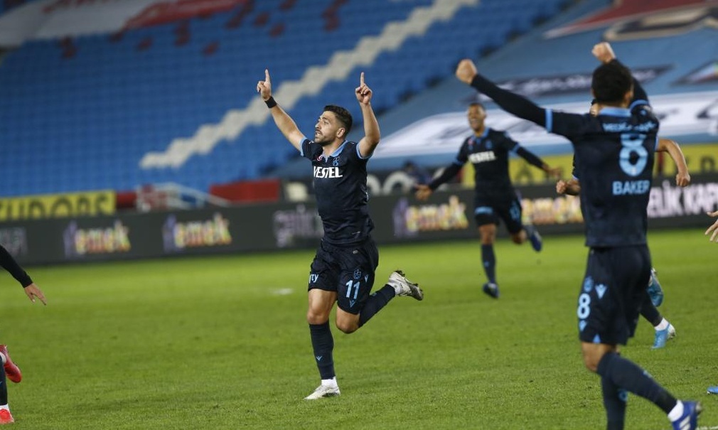 ΠΣΑΠ: Οι κορυφαίοι Έλληνες στο εξωτερικό κι ο Εμμανουηλίδης (video+photos)