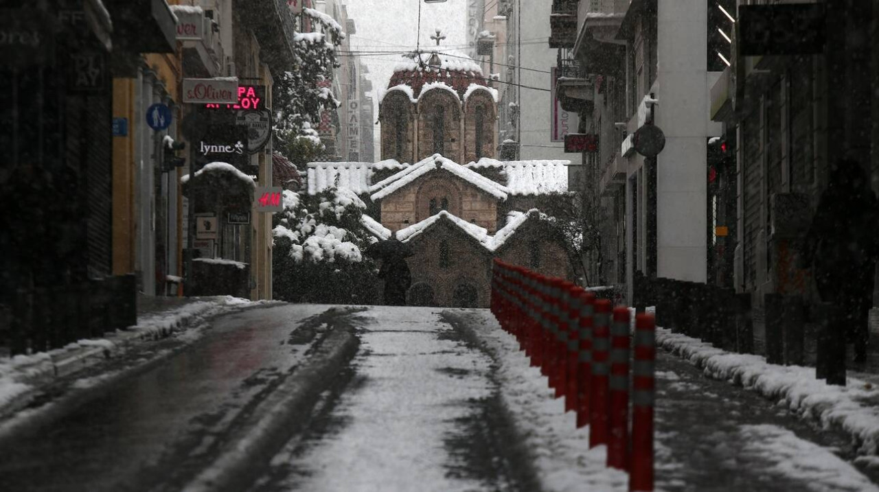 ΓΣΕΕ: Τι ισχύει σε περίπτωση αδυναμίας προσέλευσης των εργαζομένων στην εργασία τους