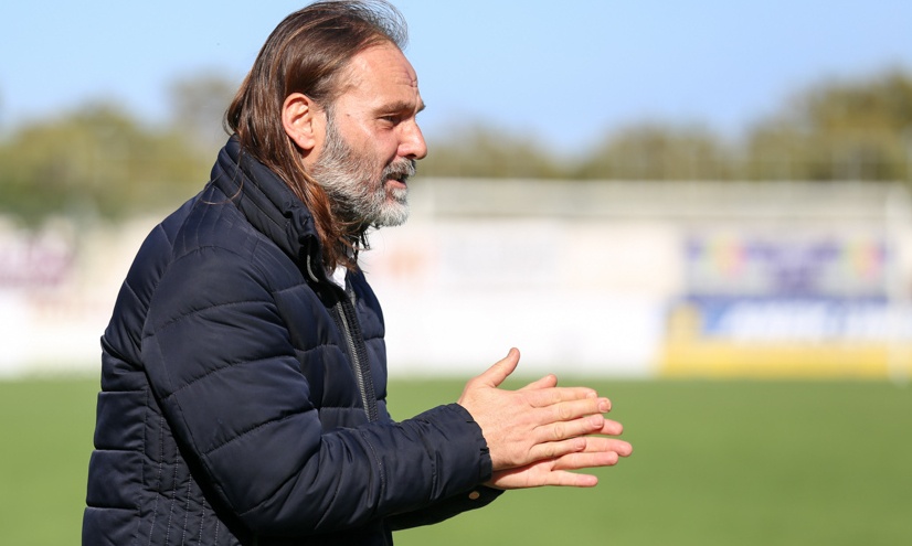 Καλλιθέα: Μιλάει με Γιάννη Τάτση για τον πάγκο