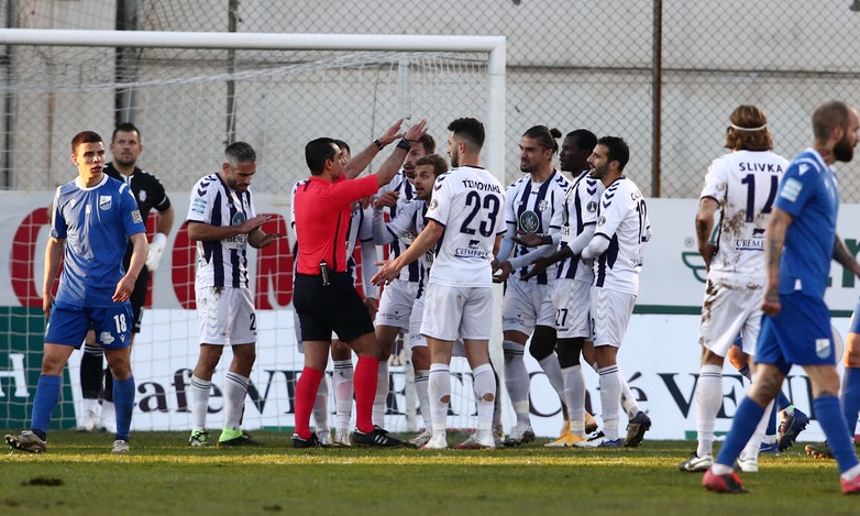 Απόλλων Σμύρνης-Λαμία: «Φωτιά» στη Ριζούπολη με πέναλτι και προβάδισμα με Αραμπούλι (video+photos)