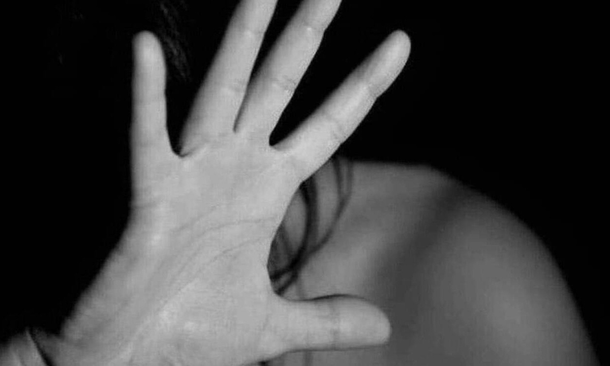 Μαρτυρία - σοκ «καίει» τον πασίγνωστο σκηνοθέτη - «Έδινε ναρκωτικά και αλκοόλ σε ανήλικους»