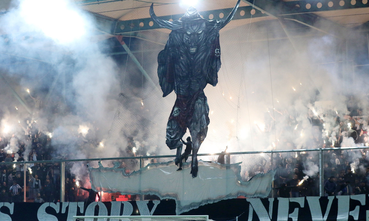 ΟΦΗ: Τον πληγώνει η απουσία του κόσμου του! (photos)