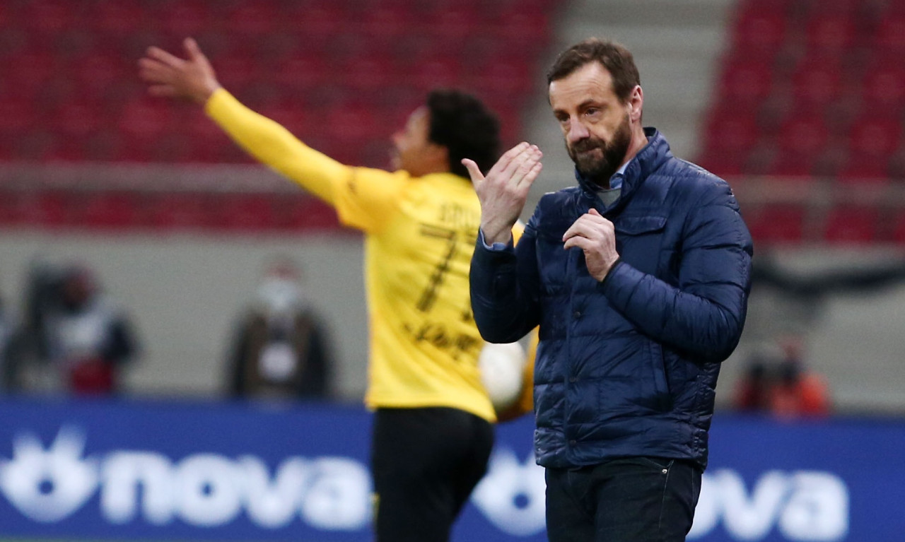 Μάντζιος: «Επιτακτική ανάγκη η νίκη με Ατρόμητο»! (Video)