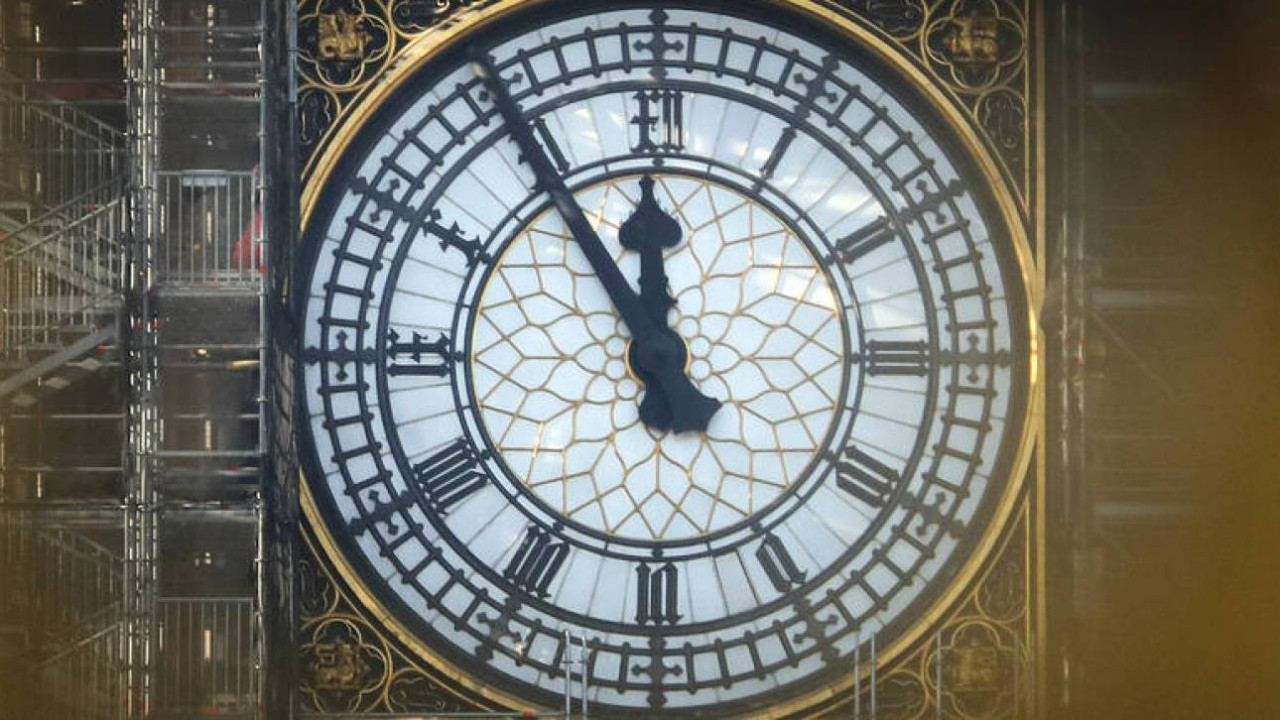 Αλλαγή ώρας 2021: Τον Μάρτιο γυρνάμε τους δείκτες των ρολογιών