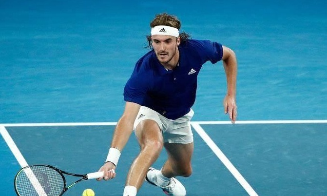 Πρεμιέρα με το... δεξί για Τσιτσιπά