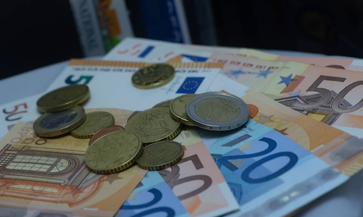 Υπουργείο Εργασίας: Πλέγμα μέτρων στήριξης εργαζομένων και ανέργων κατά την περίοδο της πανδημίας