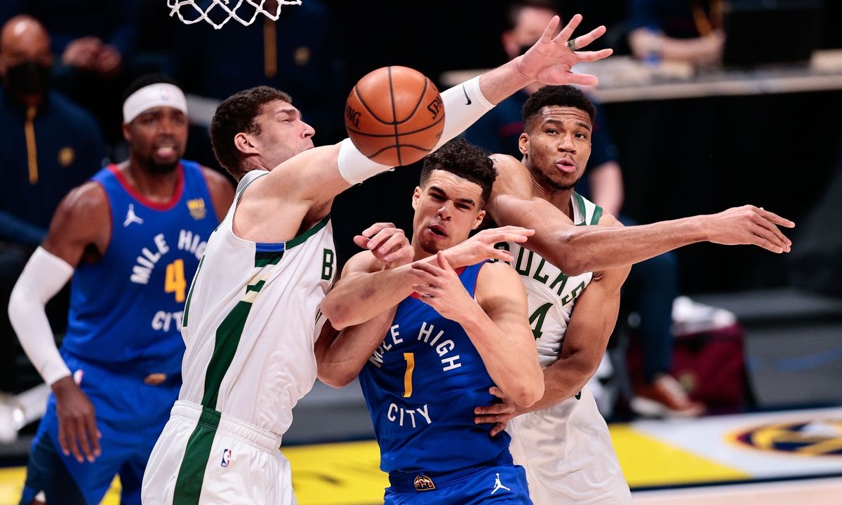 NBA: Συντριβή για Μπακς από Νάγκετς - Πάλευε μόνος ο Γιάννης (photos+video)