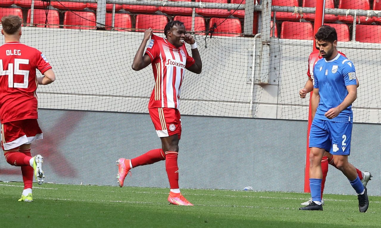 Μπρούμα: «Δε φοβόμαστε την Άρσεναλ - Ο Σωκράτης μας είπε κάποια μυστικά»