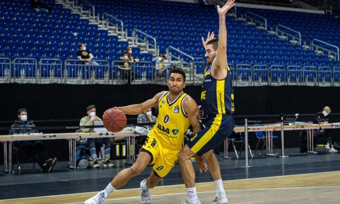 Άλμπα Βερολίνου - Όλντενμπουργκ 81-89: Έχασε στο «σπίτι» της!