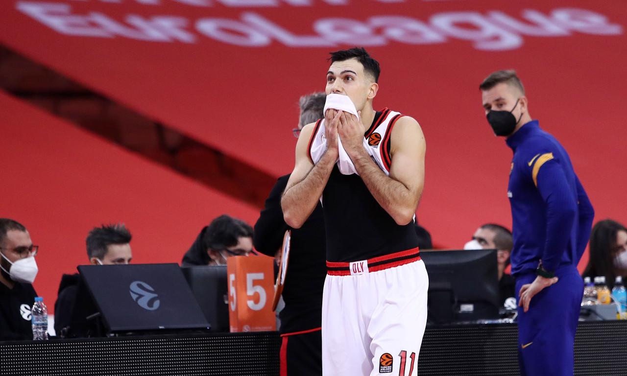 Ολυμπιακός - Σλούκας: «Με πείραξε που χειροκροτήθηκε ο Άντιτς και αποδοκίμασαν εμένα στο ΣΕΦ»
