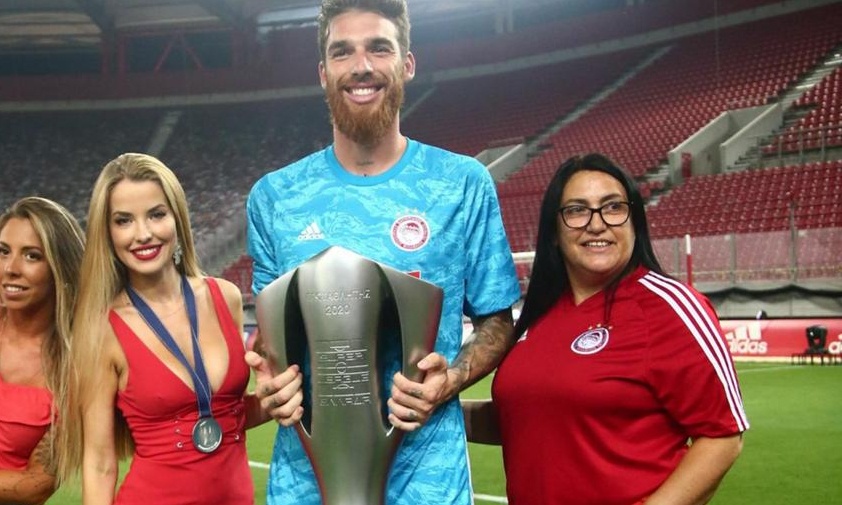 Ολυμπιακός: Ξέσπασε η γυναίκα του Σα - Η αποκάλυψη και το μήνυμα στους οπαδούς