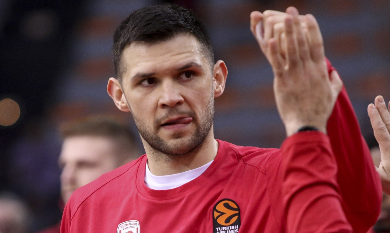 Ολυμπιακός: Χειρουργήθηκε ο Παπανικολάου