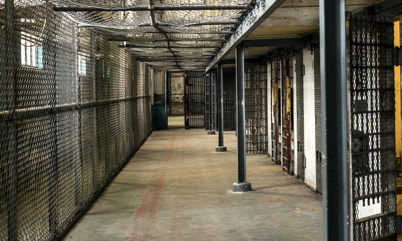 Απόφαση «βόμβα» - Στη φυλακή έμπειρος προπονητής - Το σκάνδαλο και οι ποινές (photos)