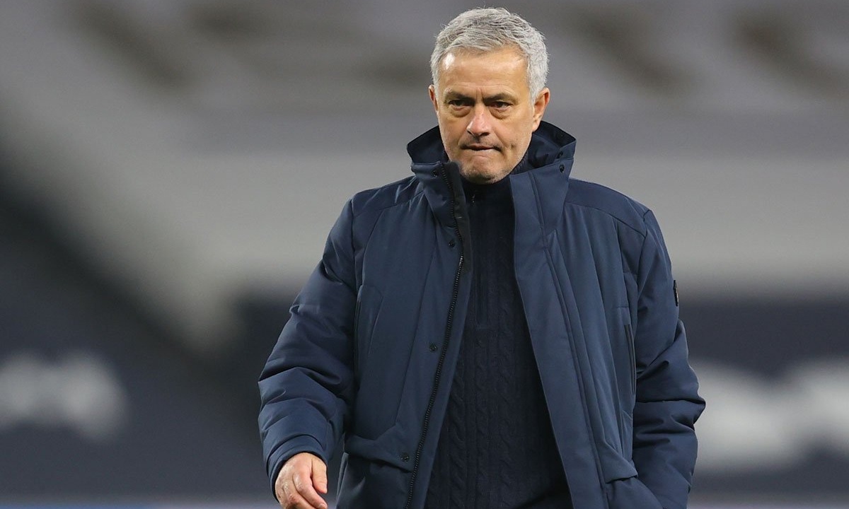 #JoseOut: Οργή για τον «απατεώνα» Μουρίνιο μετά τον αποκλεισμό της Τότεναμ (photos)