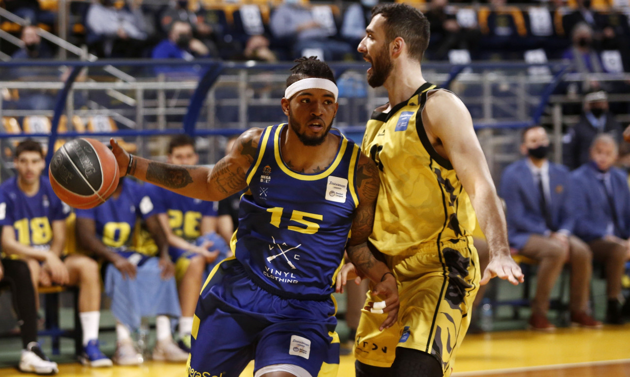 Λαύριο: Όλα καλά με Ντέιβις