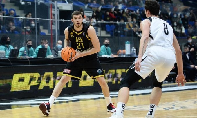 AEK-Ρογκαβόπουλος: «Έχουμε δύο παιχνίδια που πρέπει να τα κερδίσουμε»