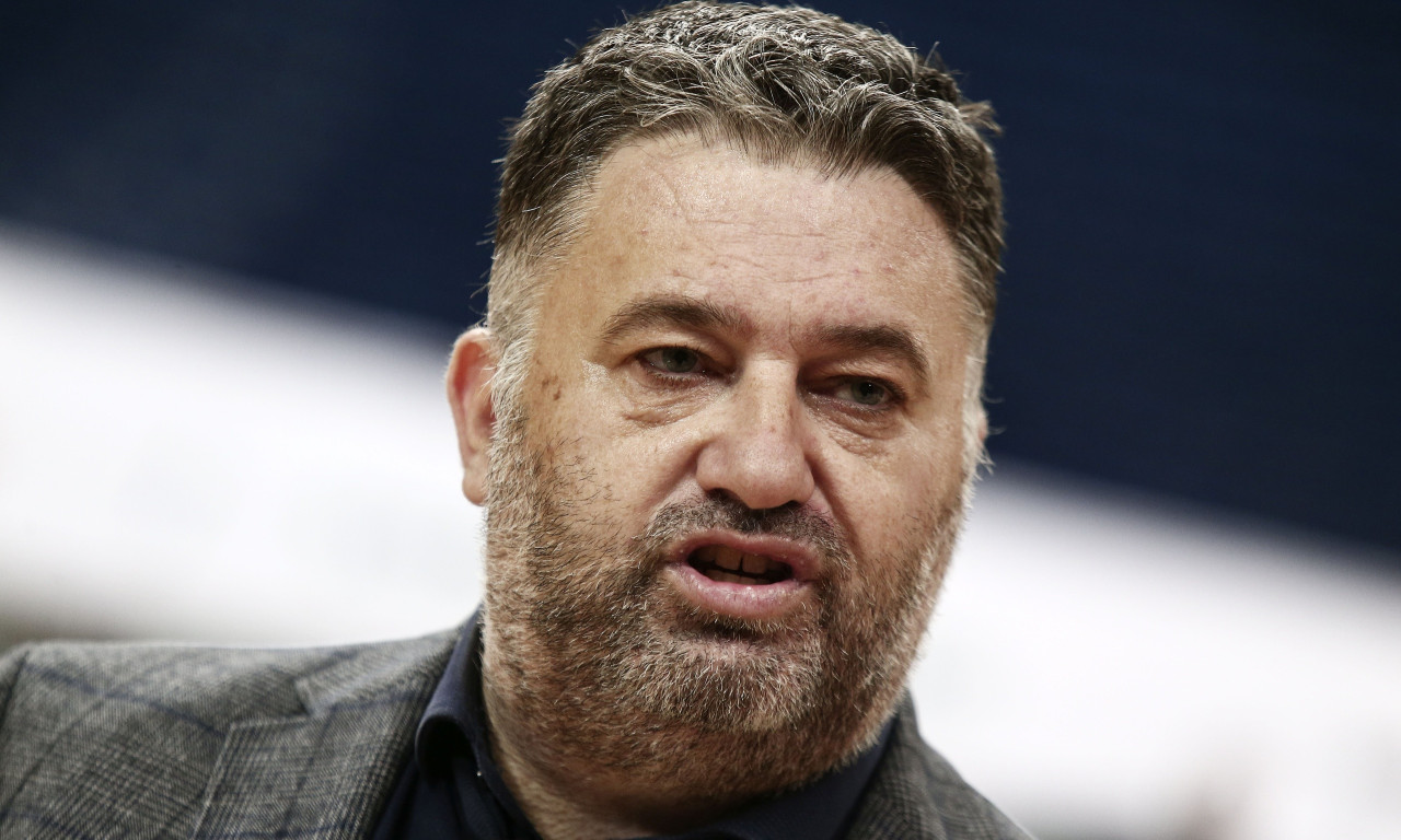 Προμηθέας: Αποσύρεται από Άνταμς, ξανά στην αγορά!