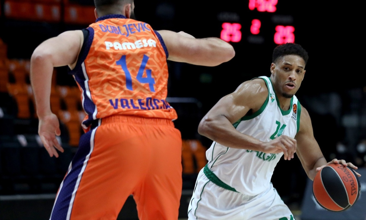 Συναγερμός στην Ζαλγκίρις: Θετικός στον κορονοϊό ο Ρούμπιτ (photos)