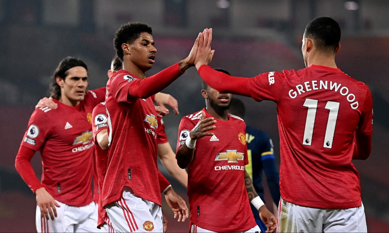 Μάντσεστερ Γιουνάιτεντ: Ετοιμάζει... έξυπνη «βόμβα» (photos+video)