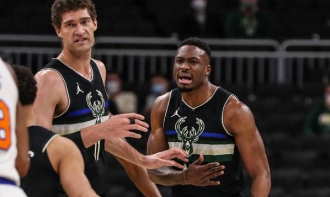 NBA: Απίθανος... Θανάσης - Ήττα για Μπακς (photos+video)