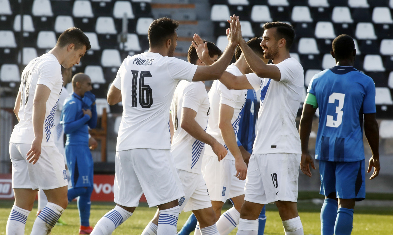 Ελλάδα-Ονδούρα 2-1: Με «διπλό» Παυλίδη και επιθετικά πριν τη Γεωργία