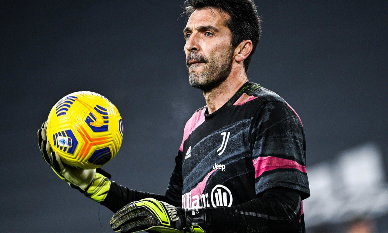 Γιουβέντους: Αποφασίζει ο Μπουφόν - Τα σενάρια για το μέλλον του (photos+video)